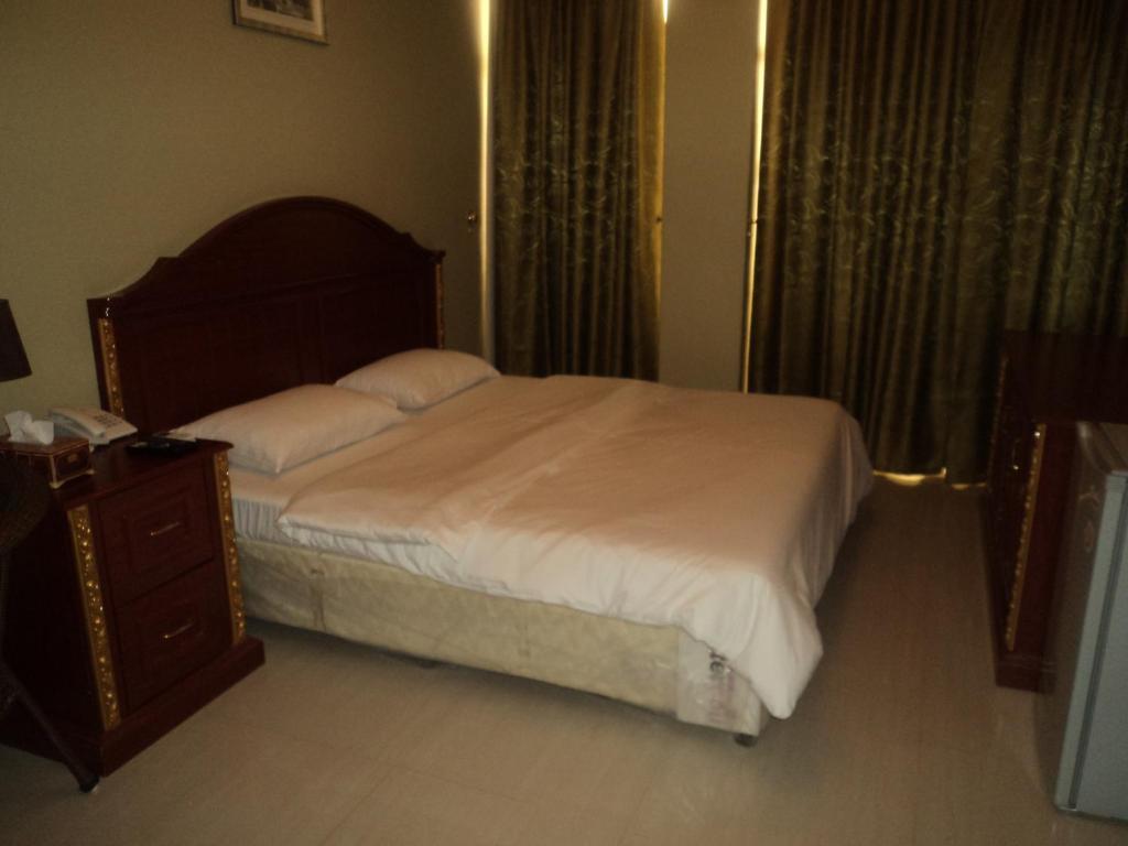 אל בוראיימי Taj Al Arab Hotel Al Burimi מראה חיצוני תמונה