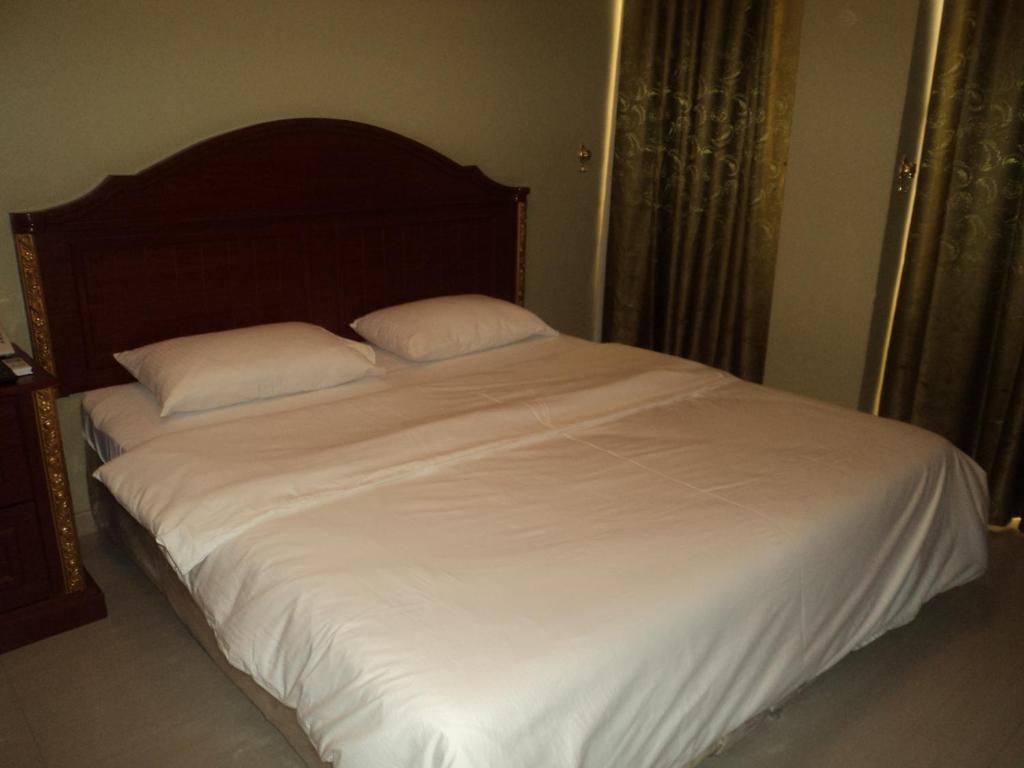 אל בוראיימי Taj Al Arab Hotel Al Burimi מראה חיצוני תמונה